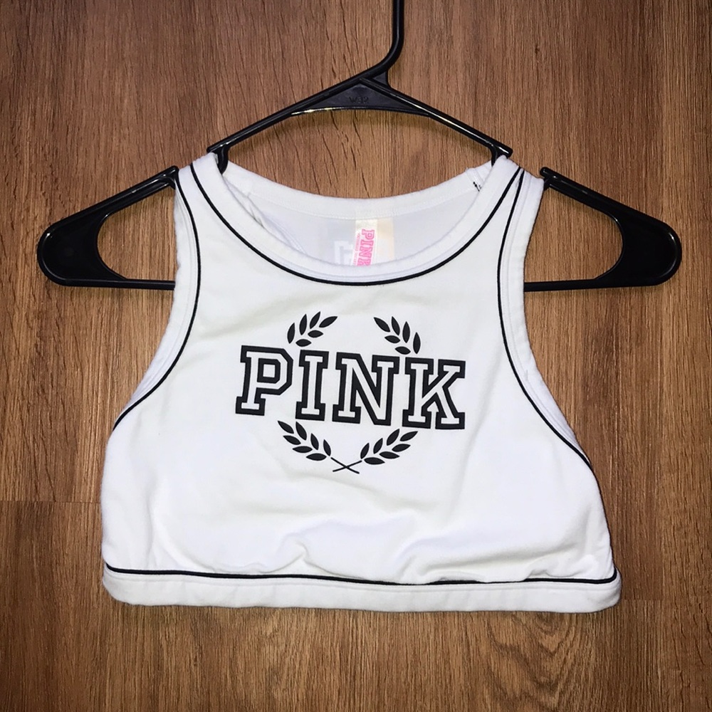 VS pink sports bra